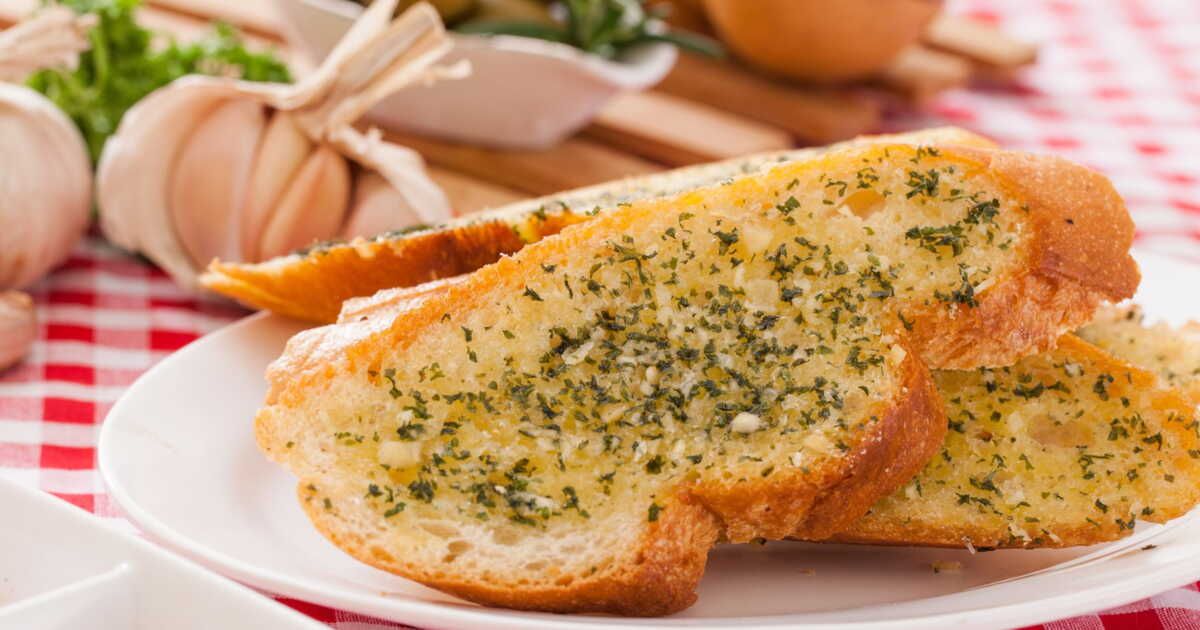 Une délicieuse recette de garlic bread léger