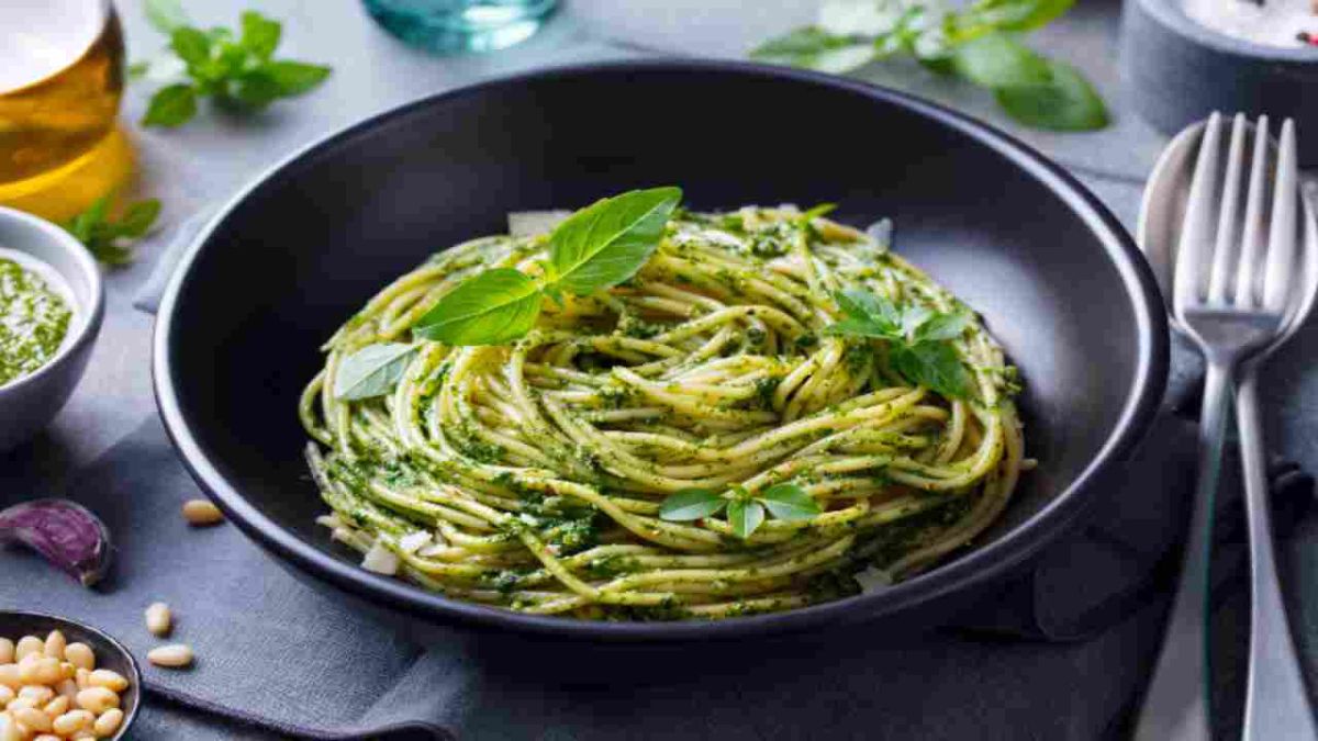 Pâtes au pesto : une recette innovante pour surprendre vos invités