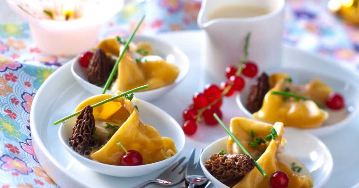 Une symphonie de saveurs : les raviolis de morilles à la sauce foie gras