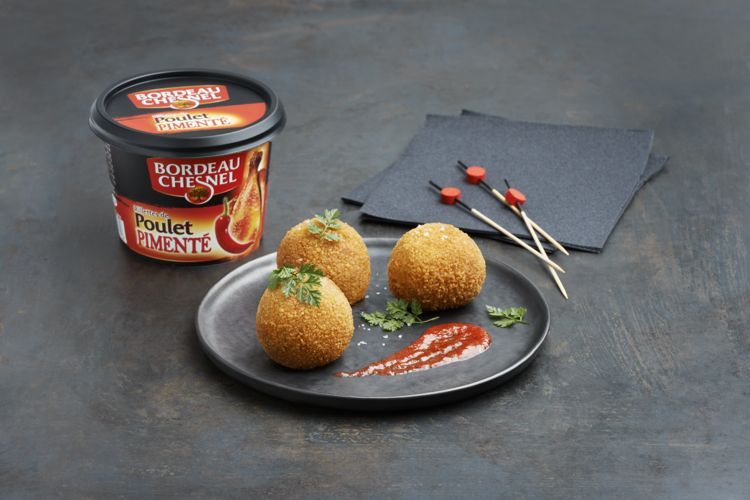 Cromesquis de rillettes poulet épicé au chorizo