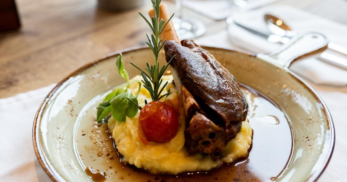 La recette du dimanche : une souris d’agneau fondante, laquée à l’orange