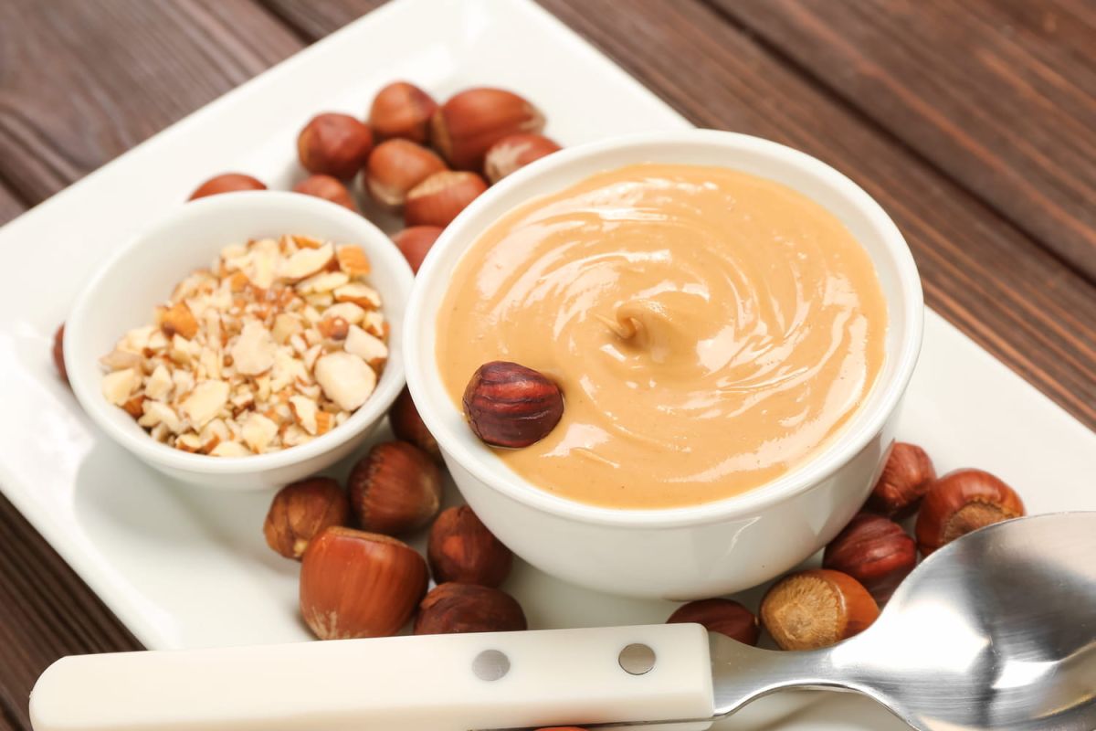 Oubliez El Mordjene, préparez la pâte à tartiner goût Kinder Bueno en 15 minutes