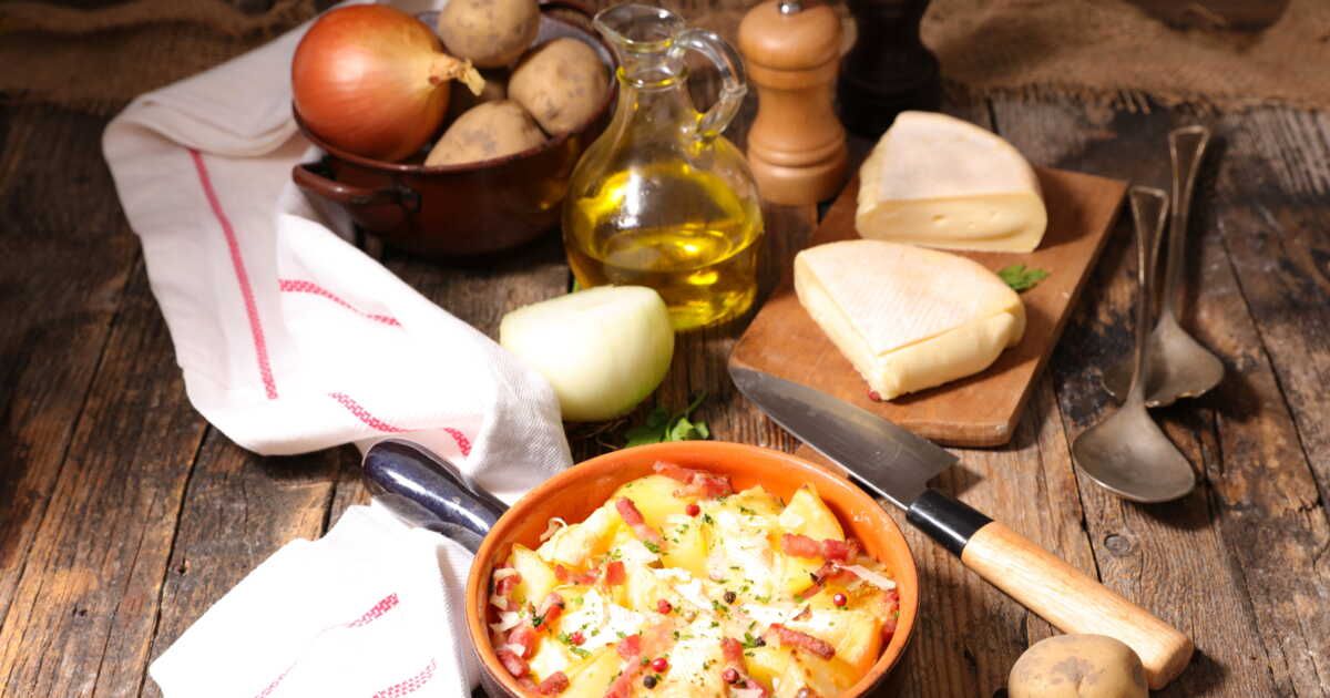La tartiflette revisitée façon hasselback : un plat réconfortant