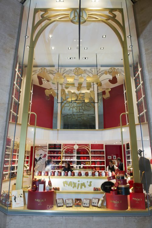 Un voyage élégant chez Maxim's de Paris au Carrousel du Louvre