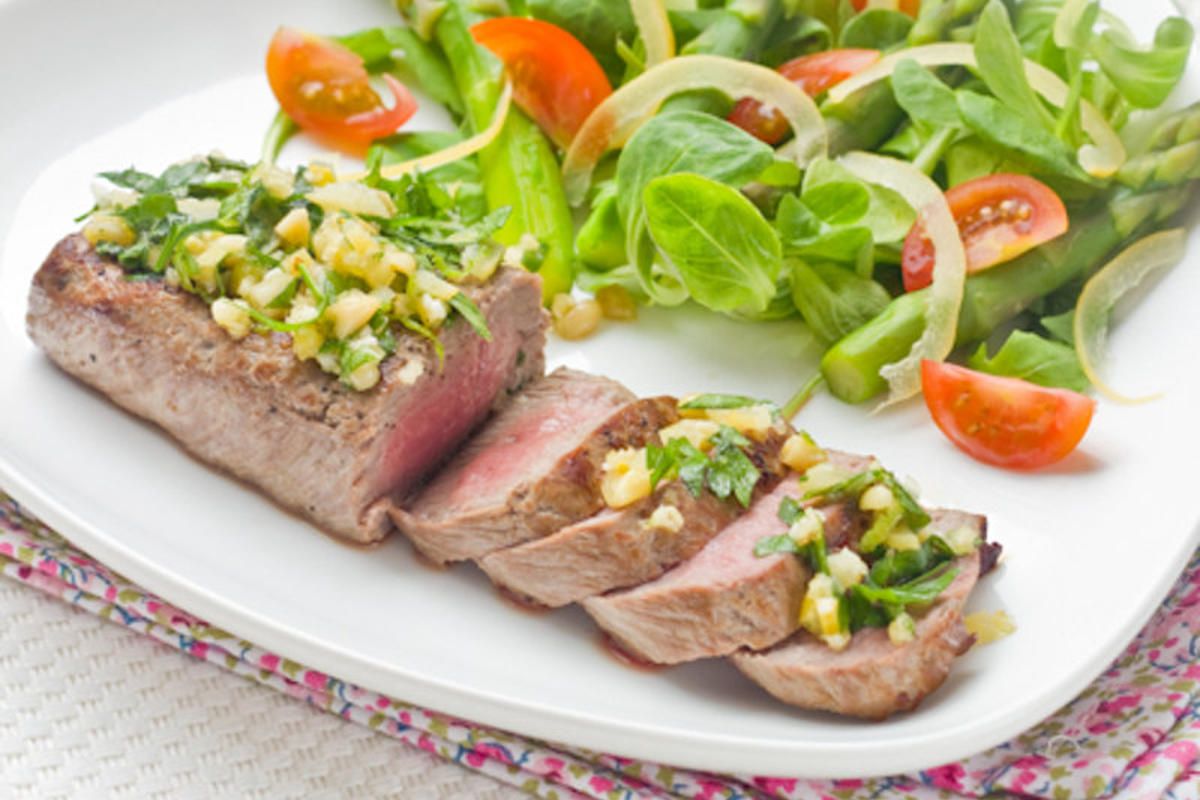 Steak d’Agneau, Gremolata aux Herbes & Citron confit