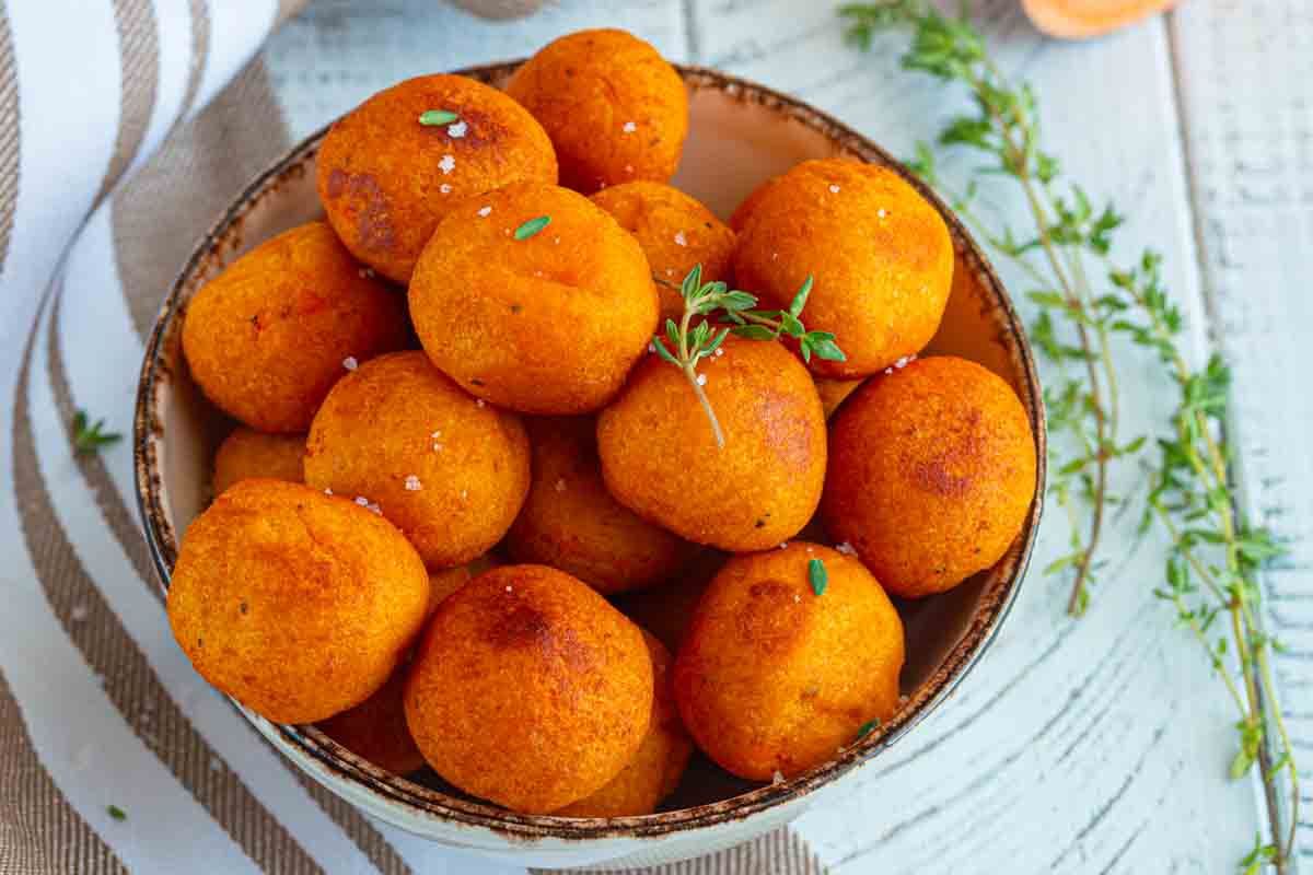 Des pommes dauphines à la patate douce pour éblouir vos festins