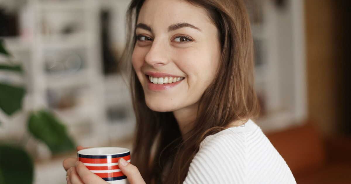 Boissons chaudes avant le coucher : une recette pour mieux dormir ?
