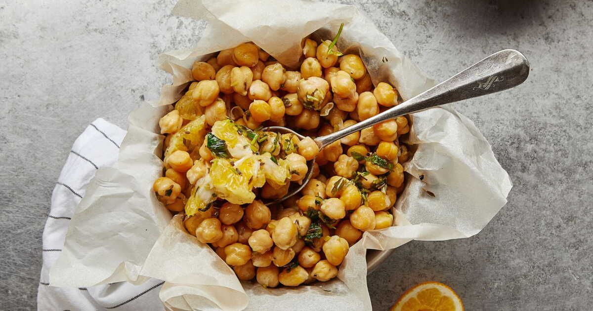 Salade de pois chiches libanaise : la recette traditionnelle de la balilah